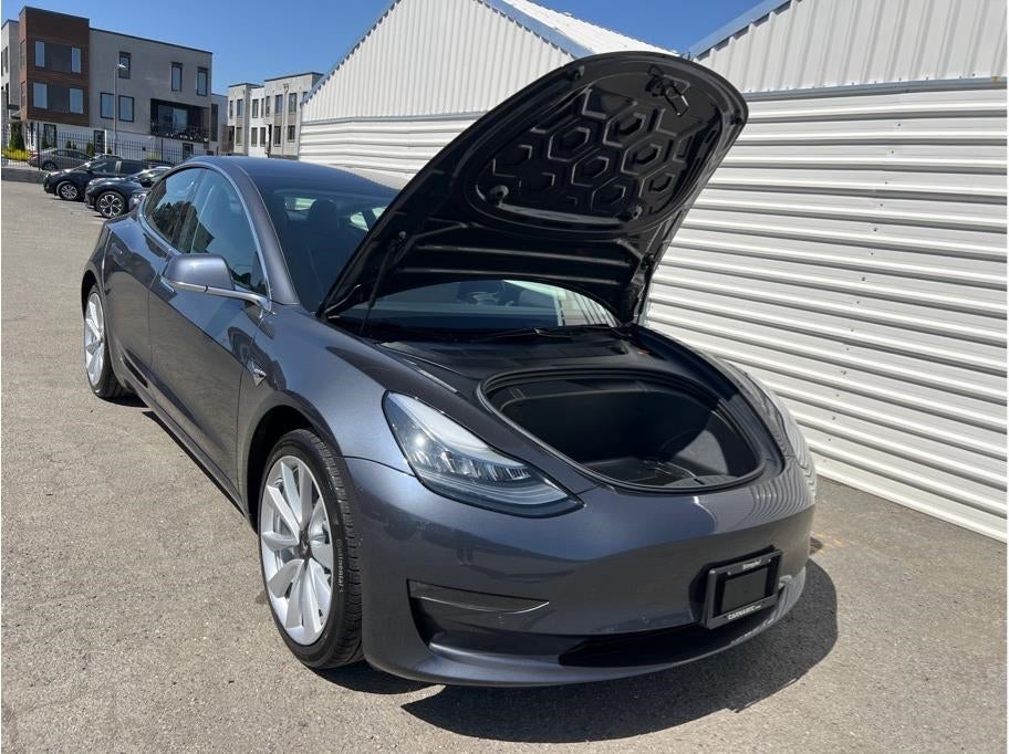 2019 Tesla Model 3 Long Range Sedan 4D